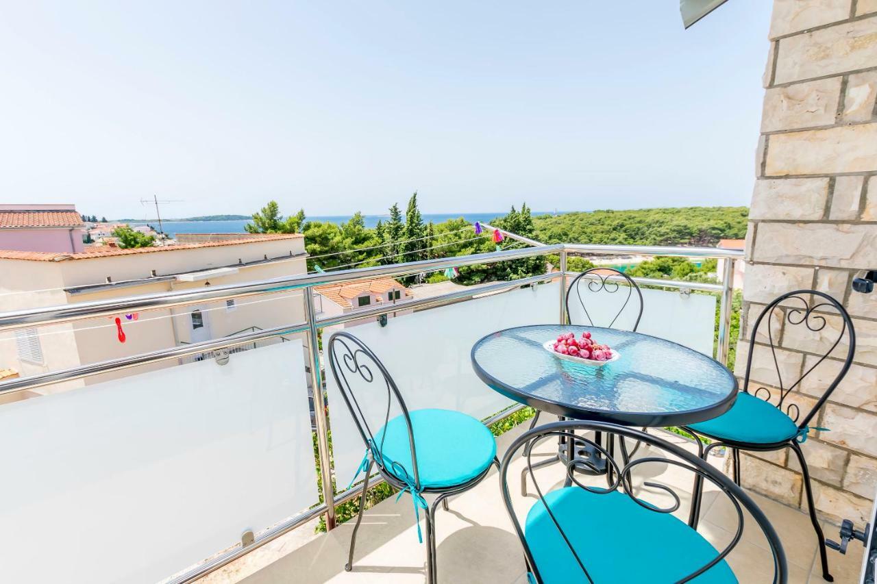 Apartment Dora Primošten Eksteriør billede